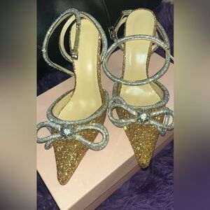 Mack&Mack WORN once. Come with dust bag and box. Very good condition